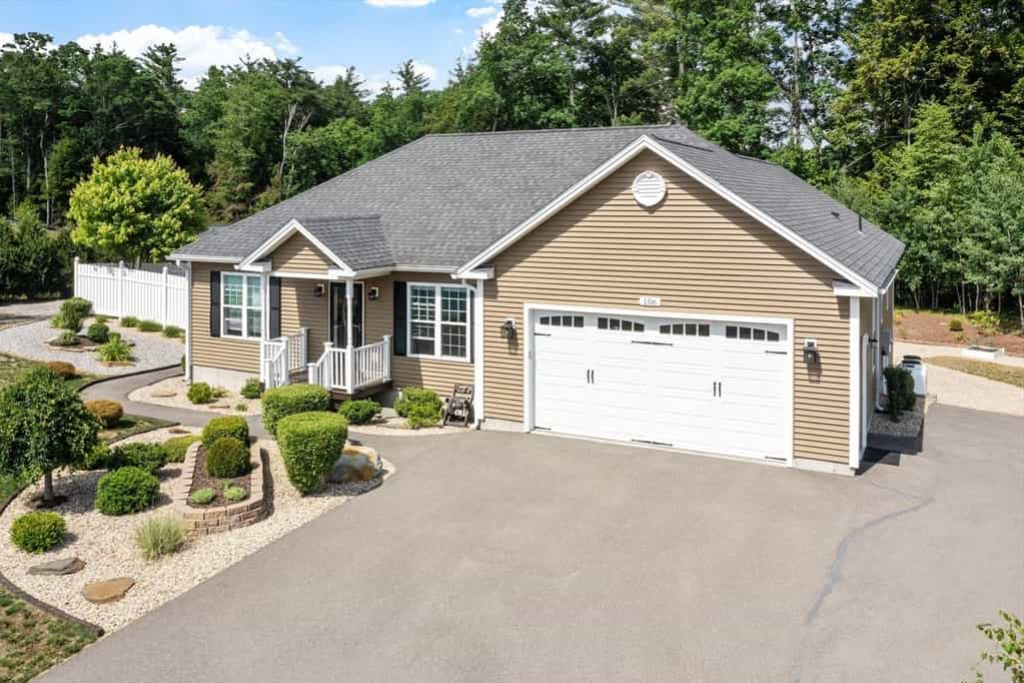 106 Drew Blvd, Orange, MA 01364